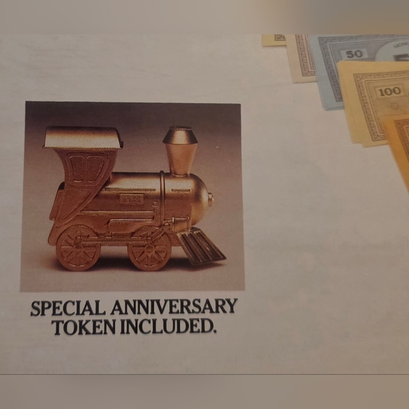 Vintage Sealed Monopoly Deluxe Anniversary Edition. W/ anniversary gold train. - Picture 3 of 12